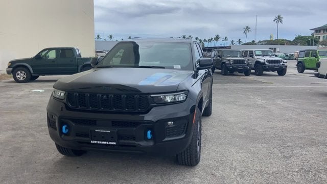2025 Jeep Grand Cherokee 4xe Trailhawk