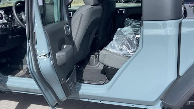 2026 Jeep Gladiator GLADIATOR SPORT 4X4