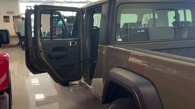 2026 Jeep Gladiator GLADIATOR SPORT 4X4