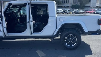 2026 Jeep Gladiator GLADIATOR RUBICON X 4X4
