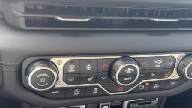 2026 Jeep Gladiator GLADIATOR MOJAVE X 4X4