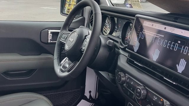 2026 Jeep Gladiator GLADIATOR MOJAVE X 4X4