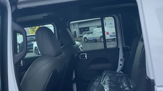 2026 Jeep Gladiator GLADIATOR MOJAVE X 4X4