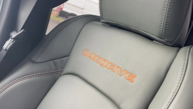 2026 Jeep Gladiator GLADIATOR MOJAVE X 4X4