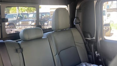 2026 Jeep Gladiator GLADIATOR MOJAVE X 4X4