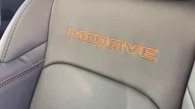 2026 Jeep Gladiator GLADIATOR MOJAVE X 4X4