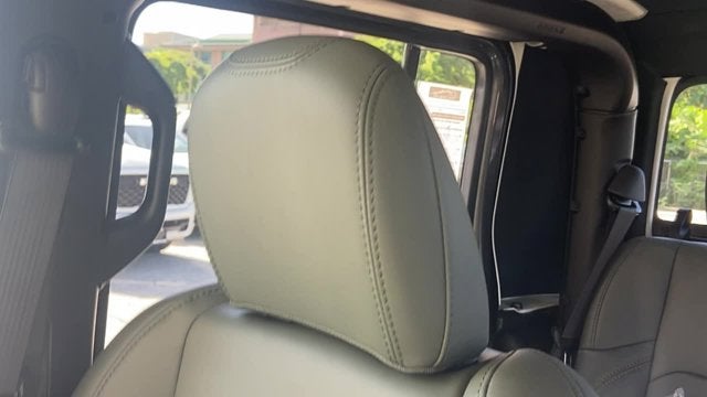 2026 Jeep Gladiator GLADIATOR MOJAVE X 4X4