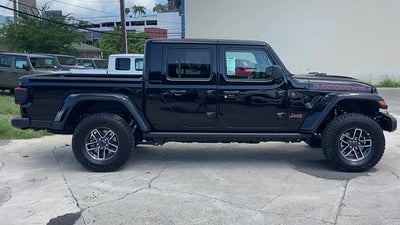 2026 Jeep Gladiator GLADIATOR MOJAVE 4X4