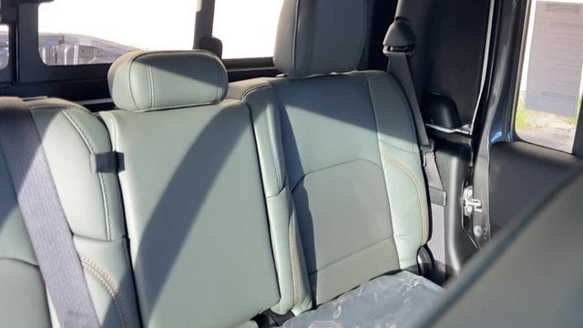 2026 Jeep Gladiator GLADIATOR MOJAVE X 4X4