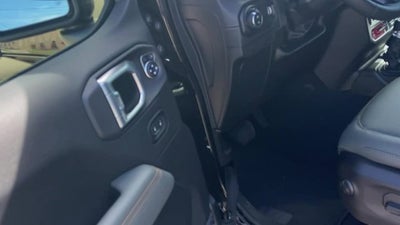 2026 Jeep Gladiator GLADIATOR MOJAVE X 4X4