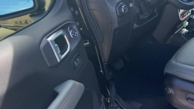 2026 Jeep Gladiator GLADIATOR MOJAVE X 4X4