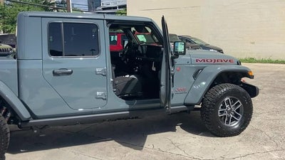 2026 Jeep Gladiator GLADIATOR MOJAVE 4X4