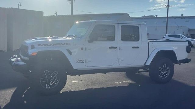2026 Jeep Gladiator GLADIATOR MOJAVE 4X4