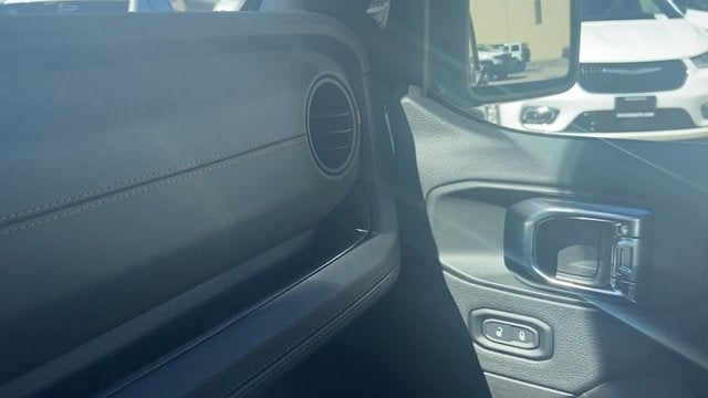 2026 Jeep Gladiator GLADIATOR MOJAVE X 4X4