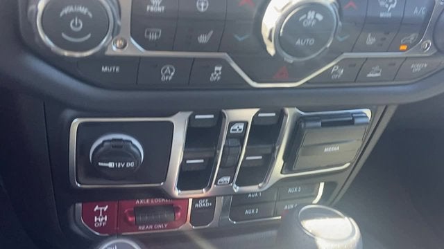 2026 Jeep Gladiator GLADIATOR MOJAVE X 4X4