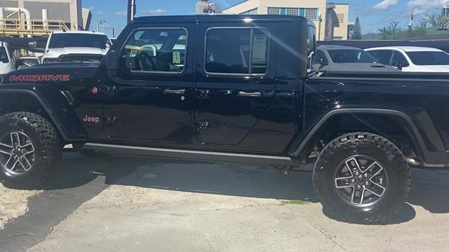 2026 Jeep Gladiator GLADIATOR MOJAVE X 4X4