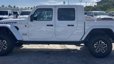 2026 Jeep Gladiator GLADIATOR MOJAVE 4X4