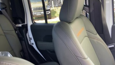 2026 Jeep Gladiator GLADIATOR MOJAVE X 4X4