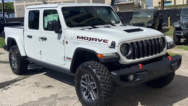 2026 Jeep Gladiator GLADIATOR MOJAVE X 4X4