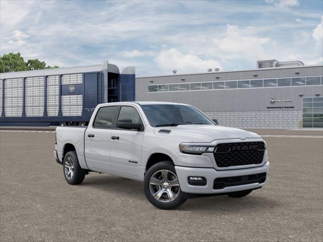 2026 RAM Ram 1500 RAM 1500 EXPRESS CREW CAB 4X2 5'7' BOX