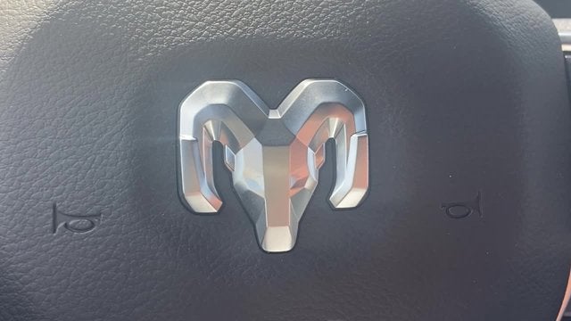 2026 RAM Ram 1500 RAM 1500 EXPRESS CREW CAB 4X2 5'7' BOX