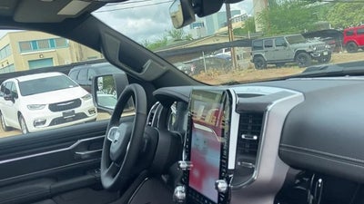 2026 RAM Ram 1500 RAM 1500 LARAMIE CREW CAB 4X2 5'7' BOX