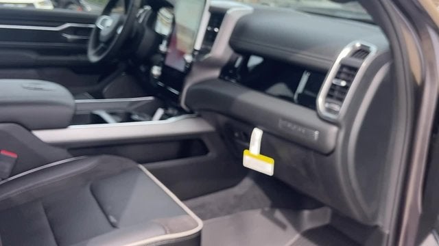 2026 RAM Ram 1500 RAM 1500 LARAMIE CREW CAB 4X2 5'7' BOX