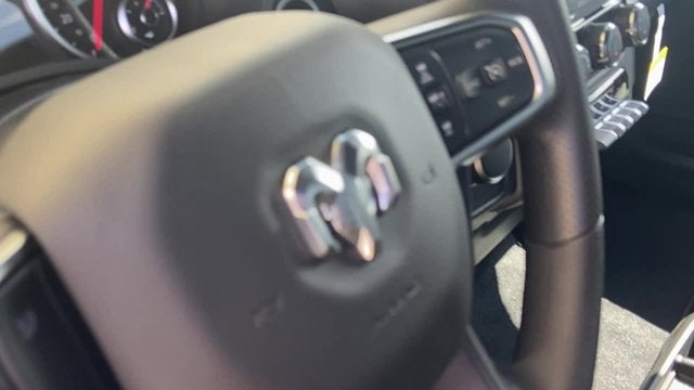 2026 RAM Ram 1500 RAM 1500 EXPRESS QUAD CAB 4X2 6'4' BOX