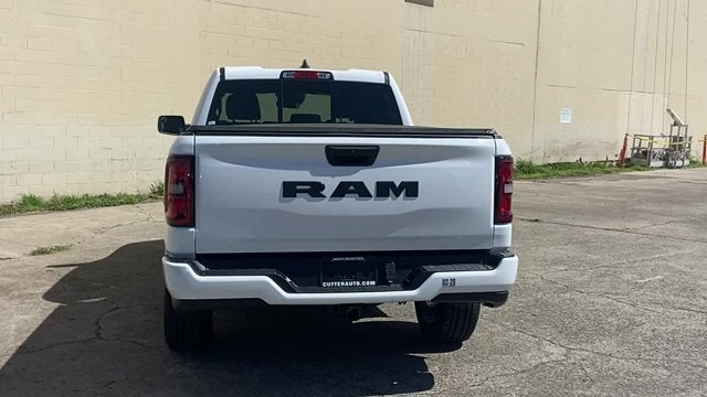 2026 RAM Ram 1500 RAM 1500 EXPRESS QUAD CAB 4X2 6'4' BOX