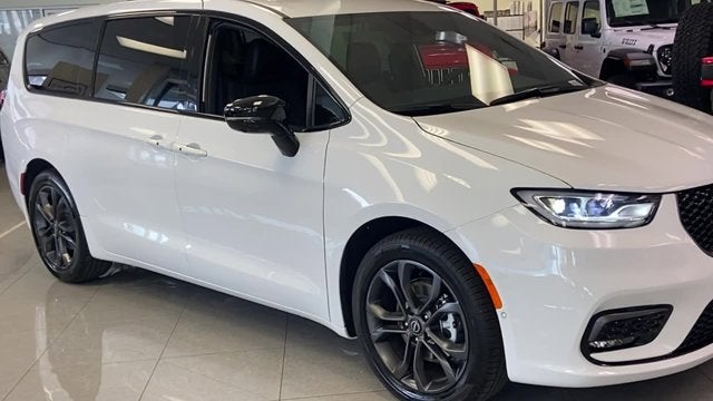 2026 Chrysler Pacifica PACIFICA SELECT