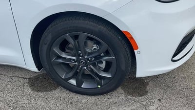 2026 Chrysler Pacifica PACIFICA SELECT