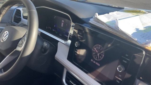 2025 Volkswagen Taos 1.5T SE