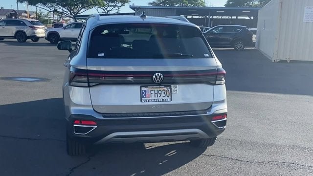 2025 Volkswagen Taos 1.5T SE