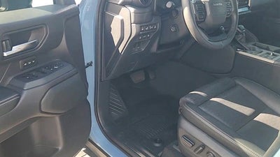 2025 Toyota Land Cruiser 4WD (Natl)