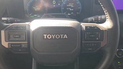 2025 Toyota Land Cruiser 4WD (Natl)