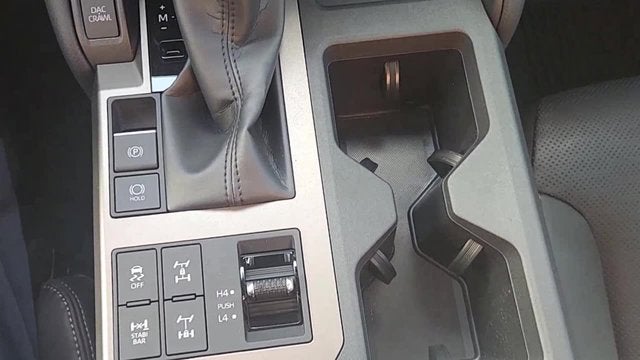 2025 Toyota Land Cruiser 4WD (Natl)