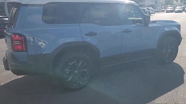 2025 Toyota Land Cruiser 4WD (Natl)