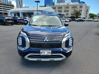 2024 Mitsubishi Outlander SE