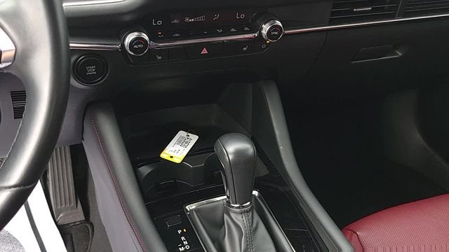 2025 Mazda Mazda3 Sedan 2.5 S Carbon Edition