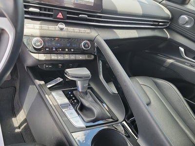 2024 Hyundai Elantra Limited