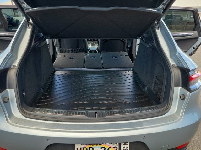 2021 Porsche Macan Base