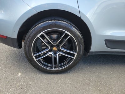 2021 Porsche Macan Base