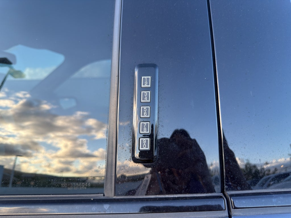 2022 Ford F-150 Lightning Platinum