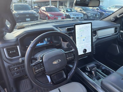 2022 Ford F-150 Lightning Platinum