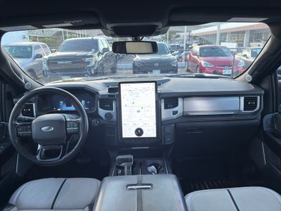 2022 Ford F-150 Lightning Platinum