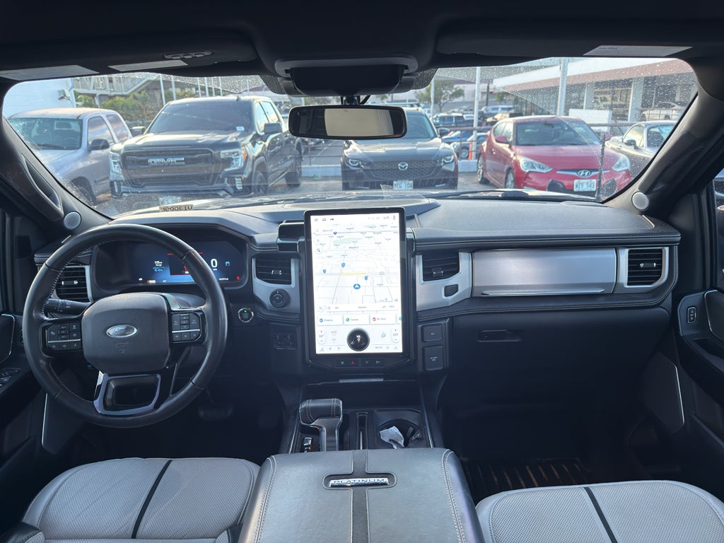 2022 Ford F-150 Lightning Platinum