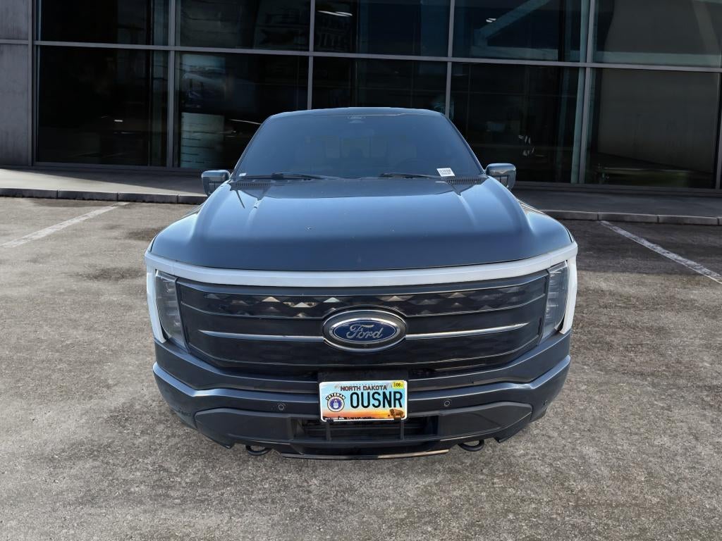 2022 Ford F-150 Lightning Platinum