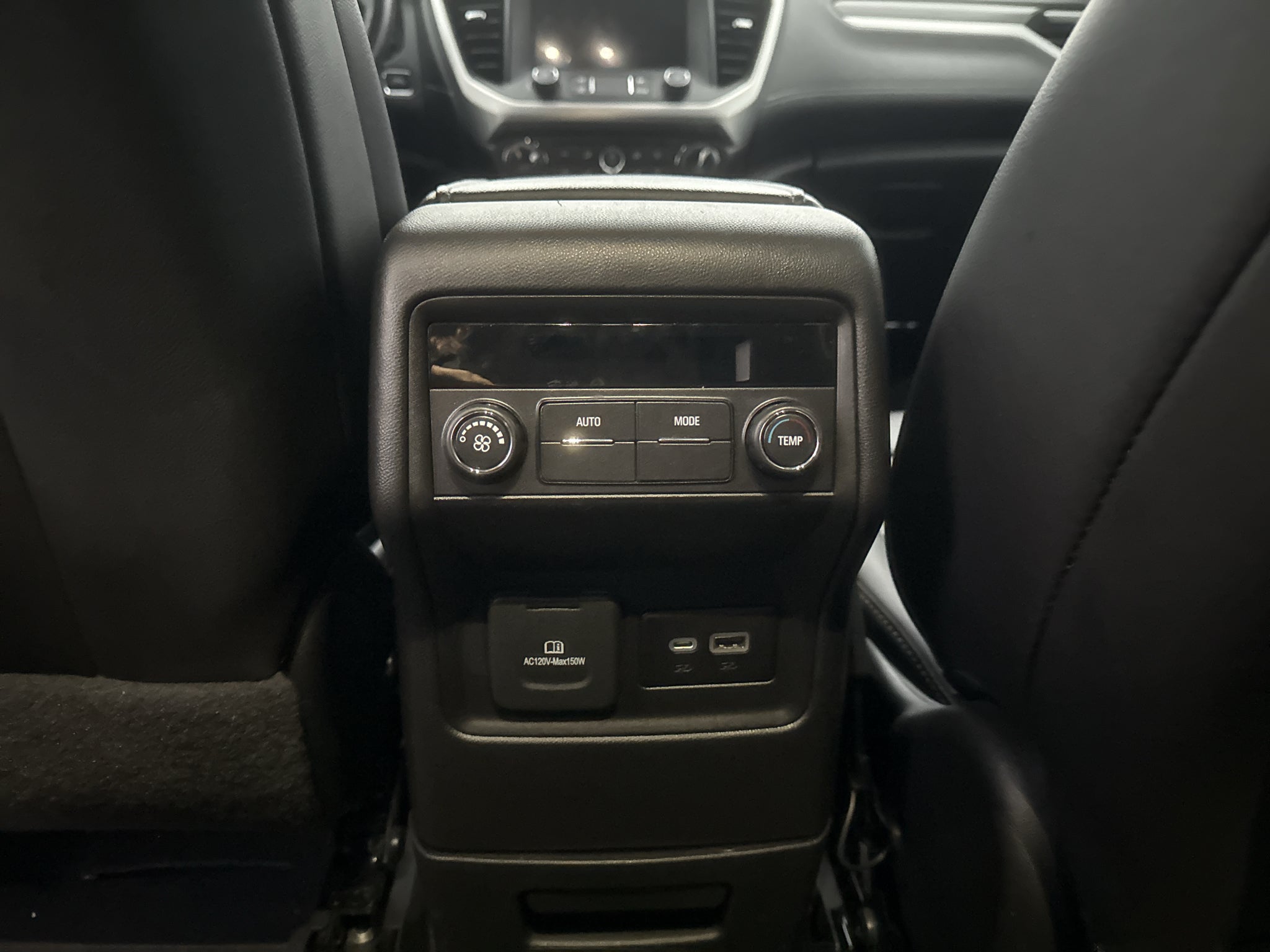 2022 GMC Acadia SLT