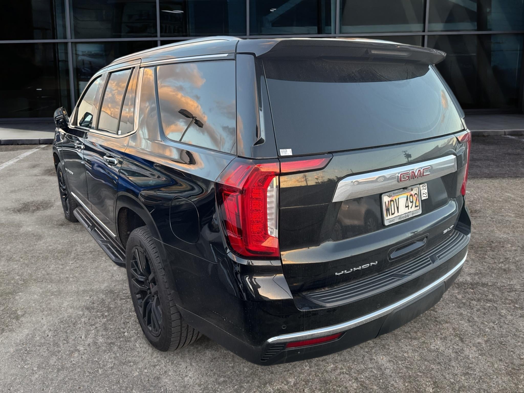 2021 GMC Yukon SLT