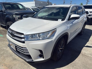 2017 Toyota Highlander LE